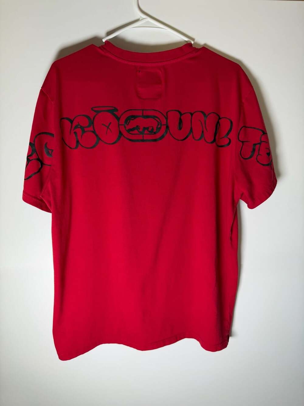 Eckō Unltd. Red Short Sleeve T-Shirt Size L